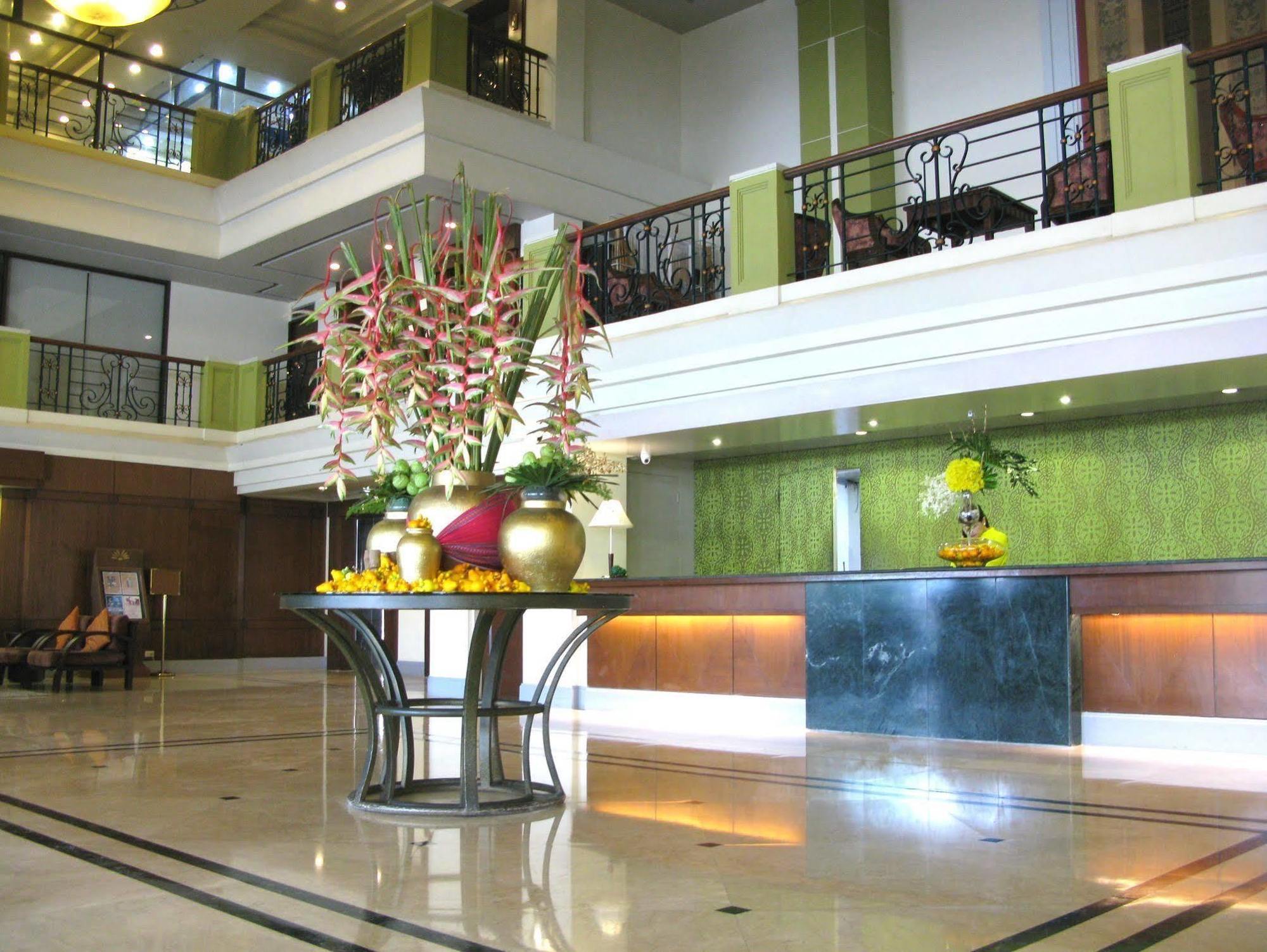 The Royal Mandaya Hotel Davao City Eksteriør bilde