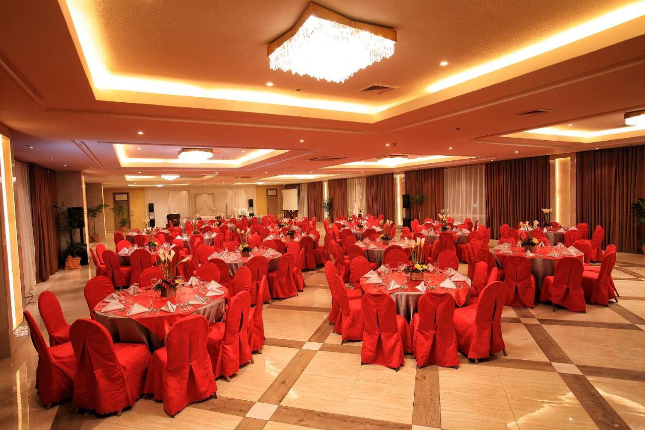 The Royal Mandaya Hotel Davao City Eksteriør bilde