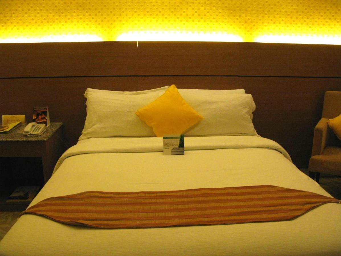 The Royal Mandaya Hotel Davao City Eksteriør bilde